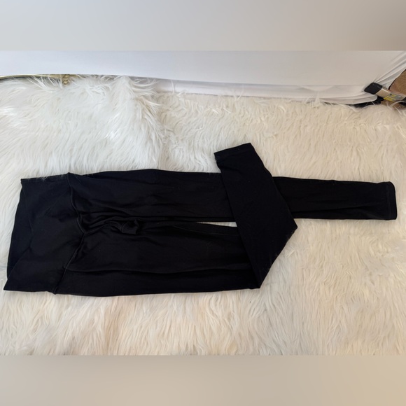 Offline  by aeri XS Black leggings - Picture 1 of 3